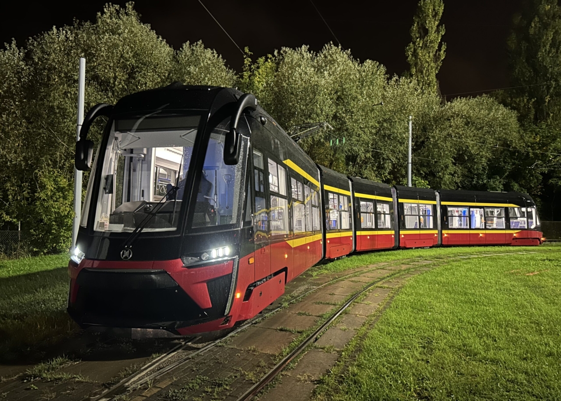 Do Łodzi dotarł 24 Moderus Gamma, kolejne sześć tramwajów ma zostać dostarczonych do końca listopada