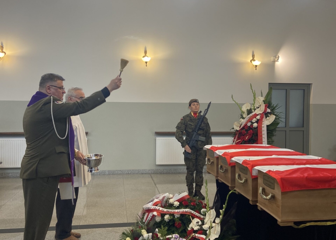 Uroczystości pogrzebowe 4 ofiar terroru komunistycznego