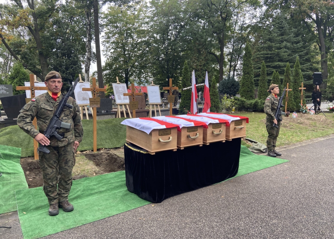 Uroczystości pogrzebowe 4 ofiar terroru komunistycznego