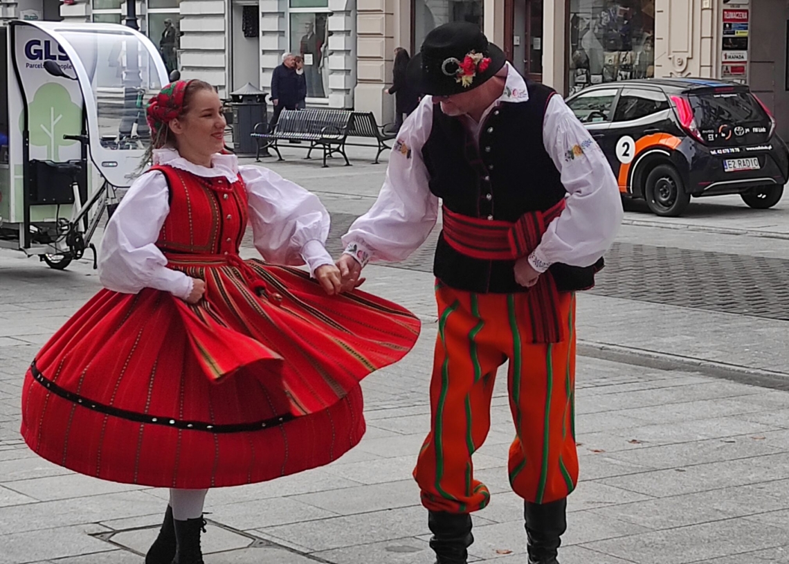 Zespół Pieśni i Tańca „Anilana” jedzie na festiwal do Jordanii