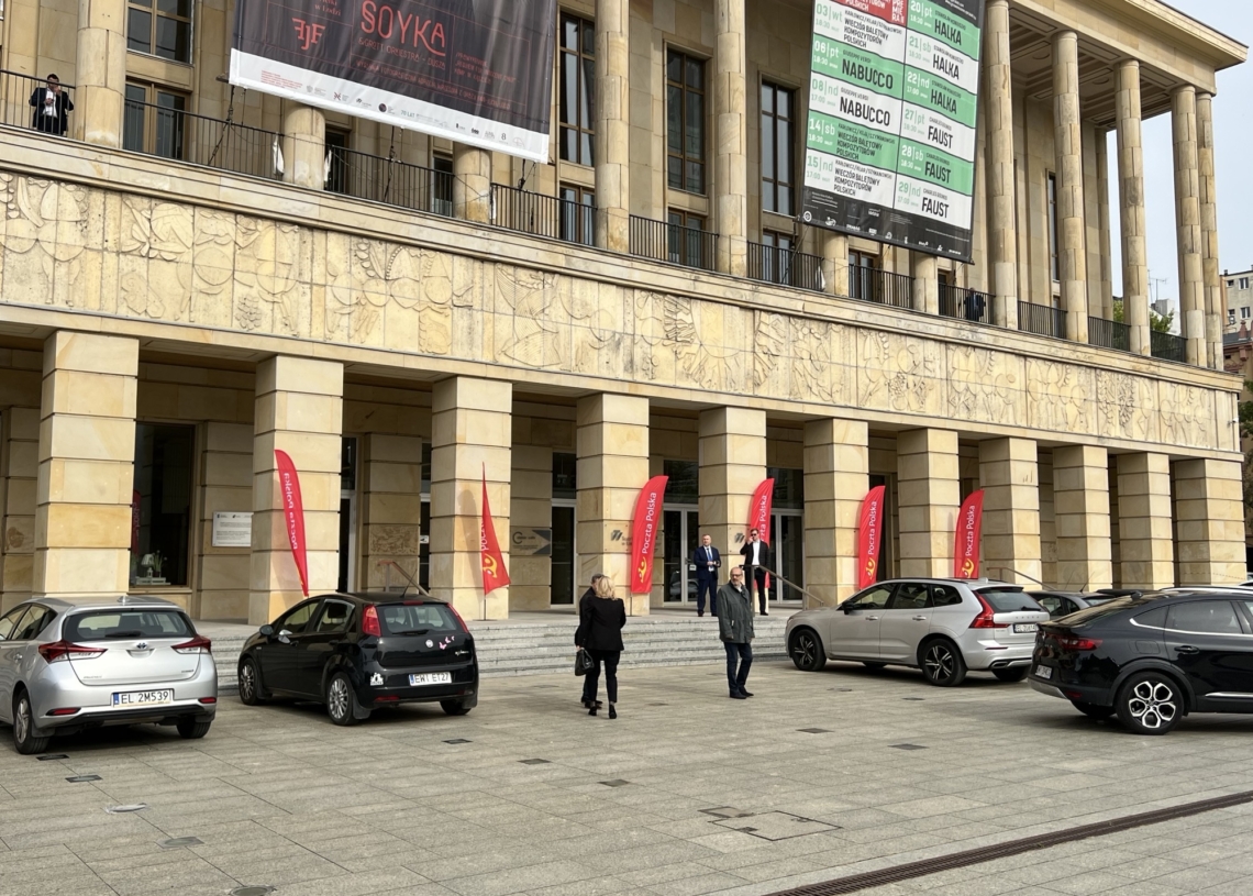 465-lecie Poczty Polskiej. Uroczystości w Teatrze Wielkim w Łodzi