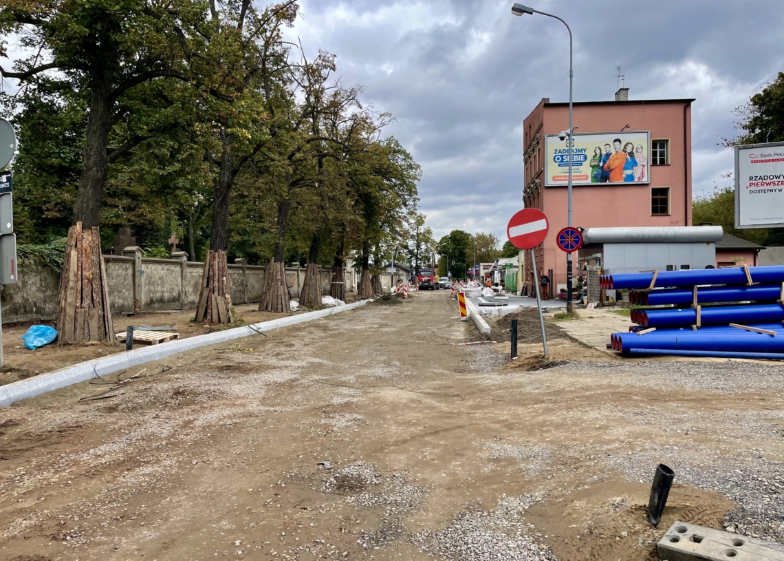 Przebudowa ul. Cmentarnej umożliwi dojazd na Stary Cmentarz?