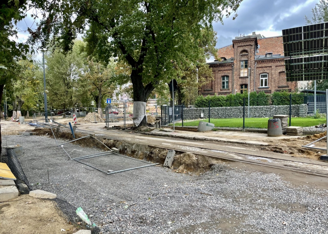 Przebudowa ul. Cmentarnej umożliwi dojazd na Stary Cmentarz?
