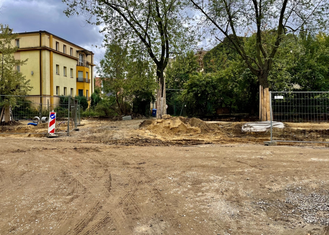 Przebudowa ul. Cmentarnej umożliwi dojazd na Stary Cmentarz?