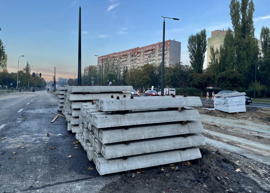 Przebudowa al. Śmigłego-Rydza. Nadal nie rozpoczęto prac na zachodniej jezdni