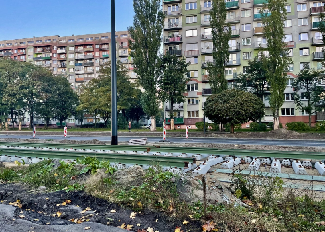 Przebudowa al. Śmigłego-Rydza. Nadal nie rozpoczęto prac na zachodniej jezdni