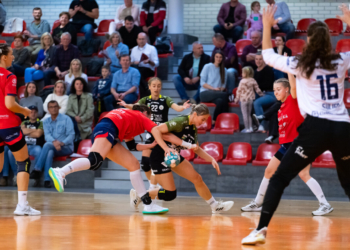 Surowa lekcja handballu w Kobierzycach. Piotrcovia przegrała po raz 5. w sezonie