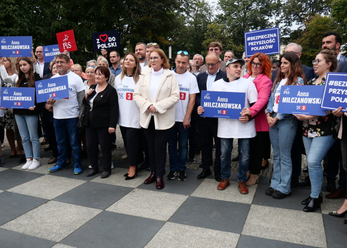 Anna Milczanowska zakończyła kampanię wyborczą w Radomsku 1 Anna Milczanowska zakończyła kampanię wyborczą w Radomsku
