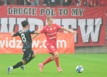 Widzew Lodz vs Stal Mielec.37