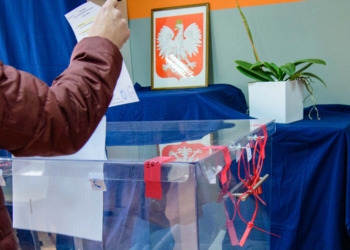 Protest wyborczy w sprawie łamania ciszy w Piotrkowie