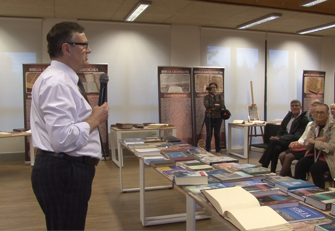 Zduńska Wola: wystawa o historii Biblii