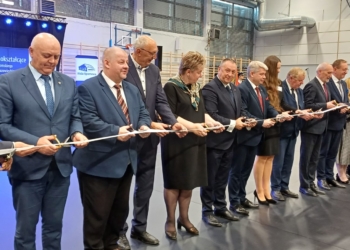 Tomaszów Mazowiecki: nowa hala sportowa w II LO