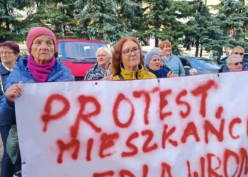 Piotrków: mieszkańcy osiedla Wronia protestują przeciwko betoniarni