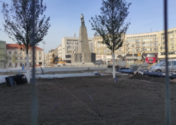Plac wolności się zmienia