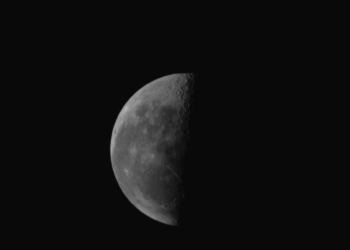 Nocna Obserwacja Księżyca w łódzkim planetarium