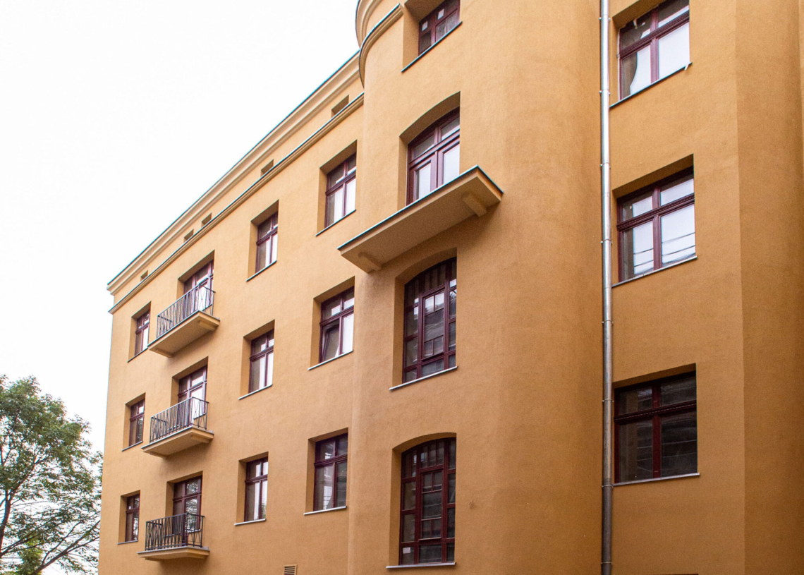 Wkrótce odbiory woonerfu na ul. Mielczarskiego i 3 zrewitalizowanych kamienic, które się przy nim znajdują