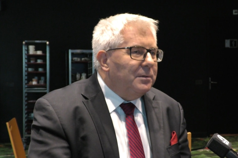 Ryszard Czarnecki, europoseł PiS: nie będziemy wyrywać posłów, do koalicji rządowej potrzebne jest porozumienie z całą formacją 1 Ryszard Czarnecki, europoseł PiS