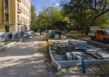budowa woonerfu na ulicy Mielczarskiego