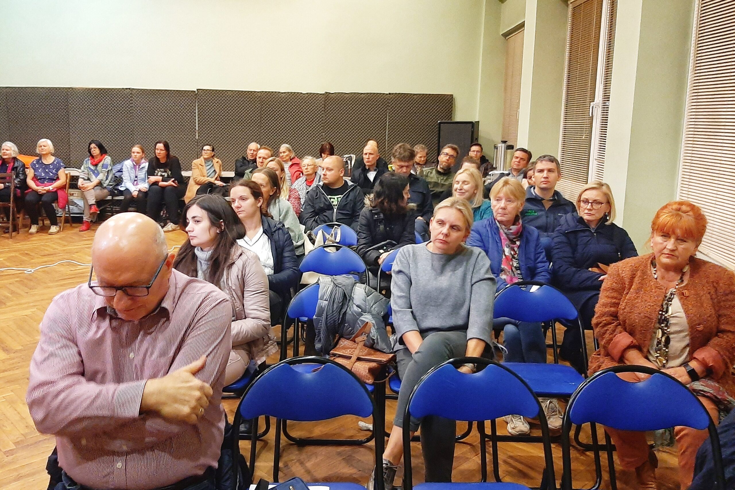 Mieszkańcy osiedla Marysin-Doły nie chcą wybudowania woonerfu na ul. Harcerskiej