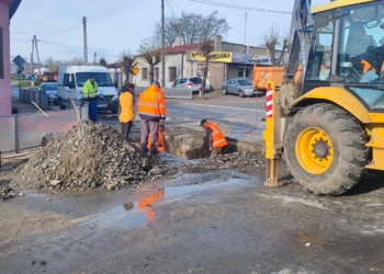 Utrudnienia na DK74 w Sulejowie