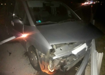 Kierowca stracił panowanie nad pojazdem i uderzył w bariery