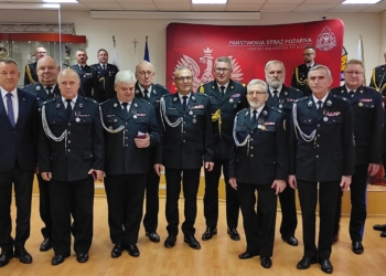 Awanse i odznaczenia dla strażaków z Łódzkiego