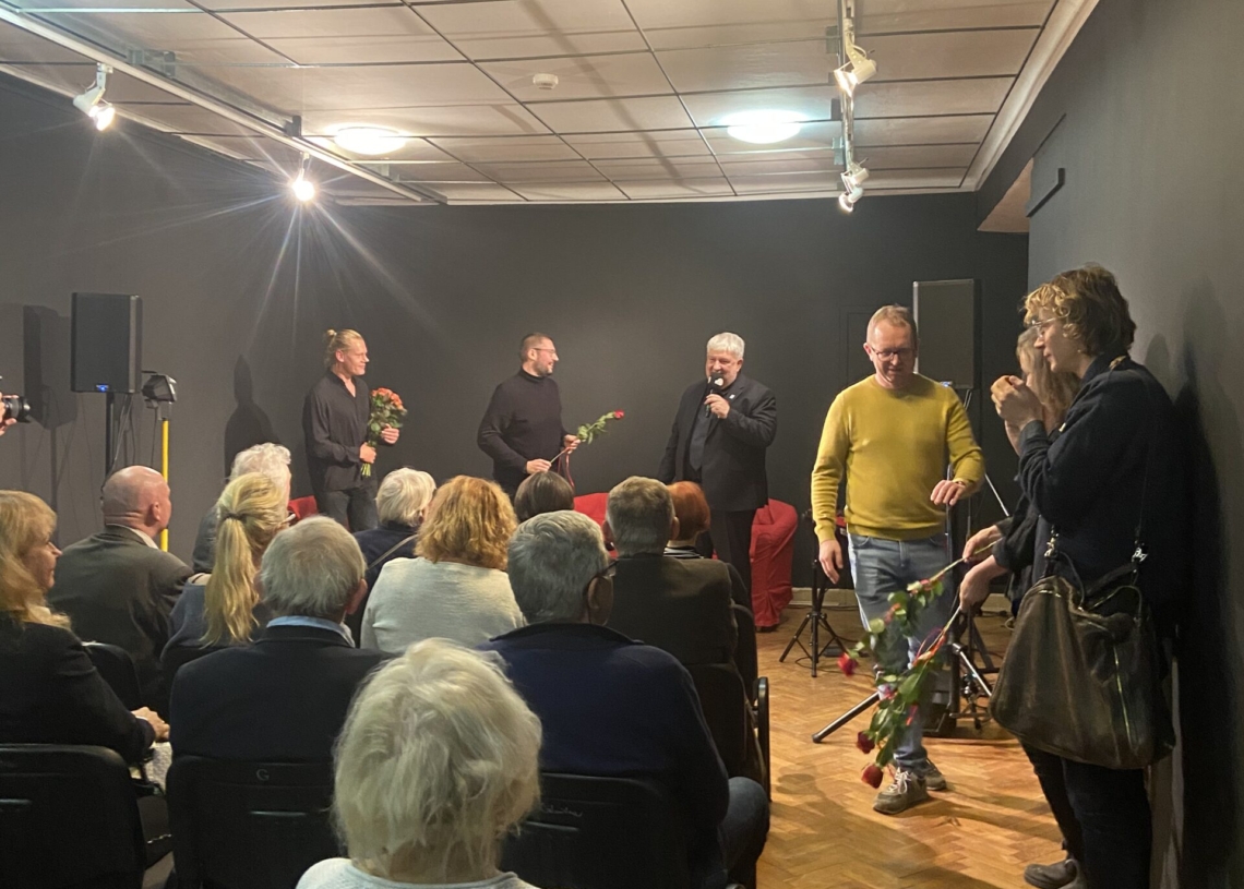 Premiera słuchowiska „Re – Wizja. Toast za Niepodległą”