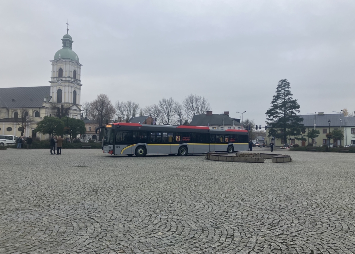 Mieszkańcy Ozorkowa i Parzęczewa będą mogli bezpośrednio dojechać do kolei autobusem
