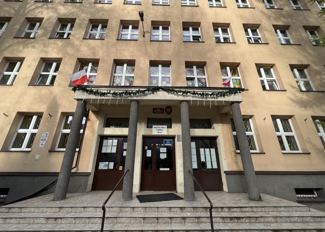 Ponad 1000 kotylionów od uczniów dla łodzian w dniu Narodowego Święta Niepodległości