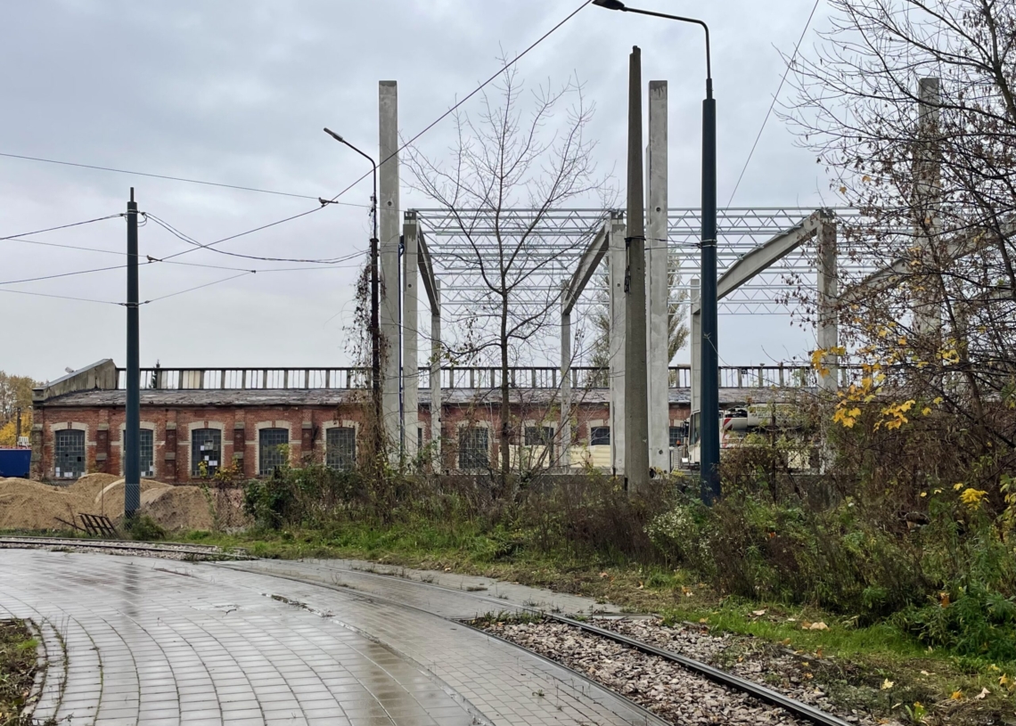 Na Helenówku powstaje nowa hala przyszłego Zakładu Techniki MPK-Łódź
