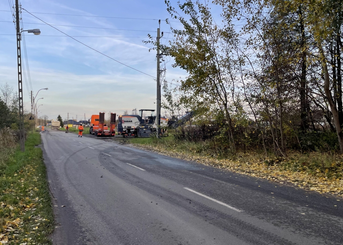 Remont ul. Złotno. Sfrezowano część starej nawierzchni [ZDJĘCIA + WIDEO]
