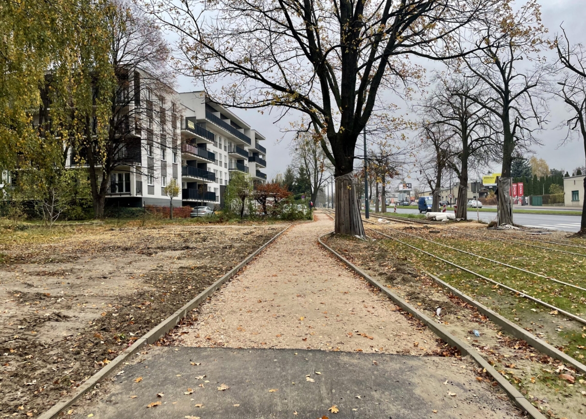 Modernizacja torowiska na ul. Strykowskiej. Trasa w połowie gotowa