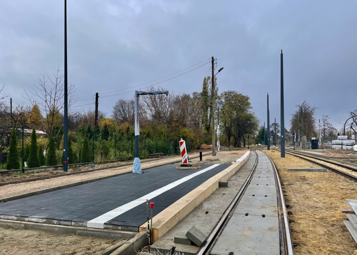 Modernizacja torowiska na ul. Strykowskiej. Trasa w połowie gotowa