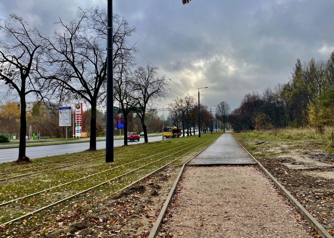 Modernizacja torowiska na ul. Strykowskiej. Trasa w połowie gotowa