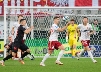 Od 0:3 do 3:3. Hitchcock by ten nie wymyślił! Zachowanie Katranisa dało szansę ŁKS-owi