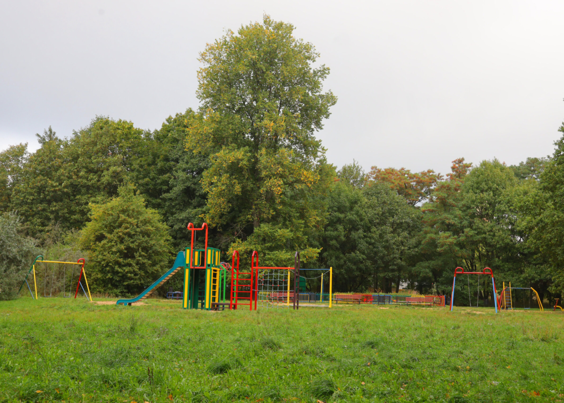 Plac zabaw w Parku nad Jasieniem będzie odnowiony