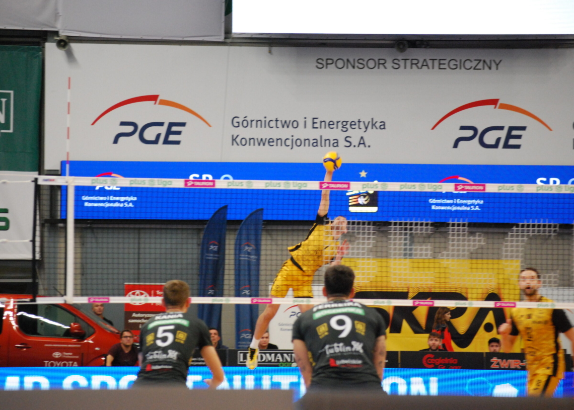 PGE GiEK Skra Bełchatów przegrywa w Hali Energia