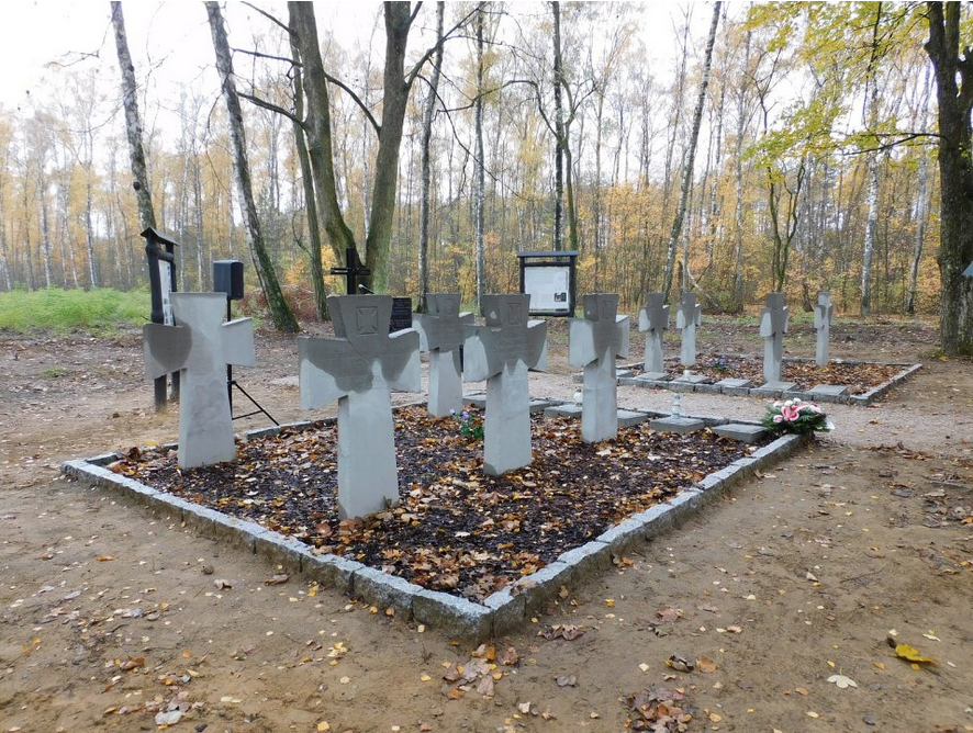 Zapomniany cmentarz wojskowy odbudowała gmina Zapolice