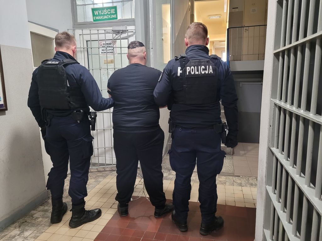 Wieluń: zatrzymano 29-latka podejrzanego o usiłowanie zabójstwa 1 usiłowanie zabójstwa