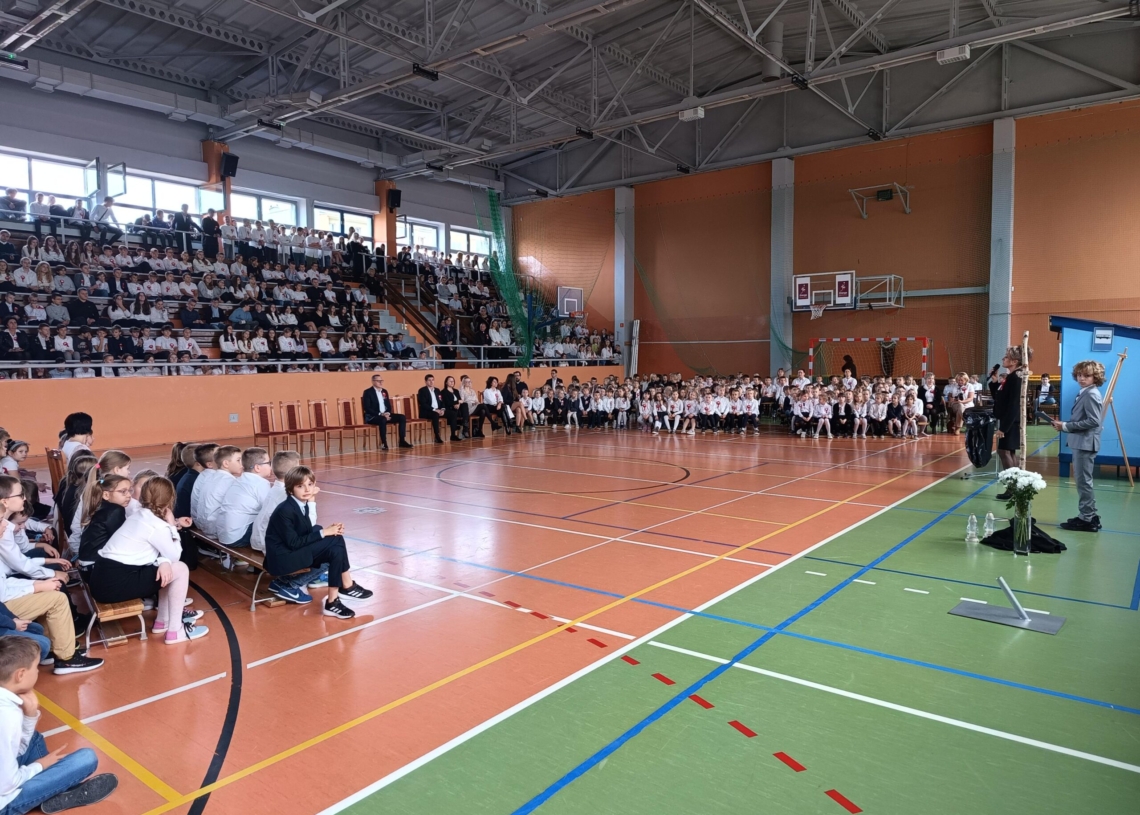 105. rocznica odzyskania niepodległości. Obchody święta w sieradzkiej szkole
