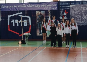105. rocznica odzyskania niepodległości. Obchody święta w sieradzkiej szkole