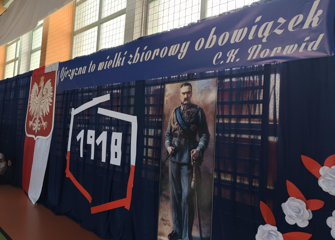 105. rocznica odzyskania niepodległości. Obchody święta w sieradzkiej szkole