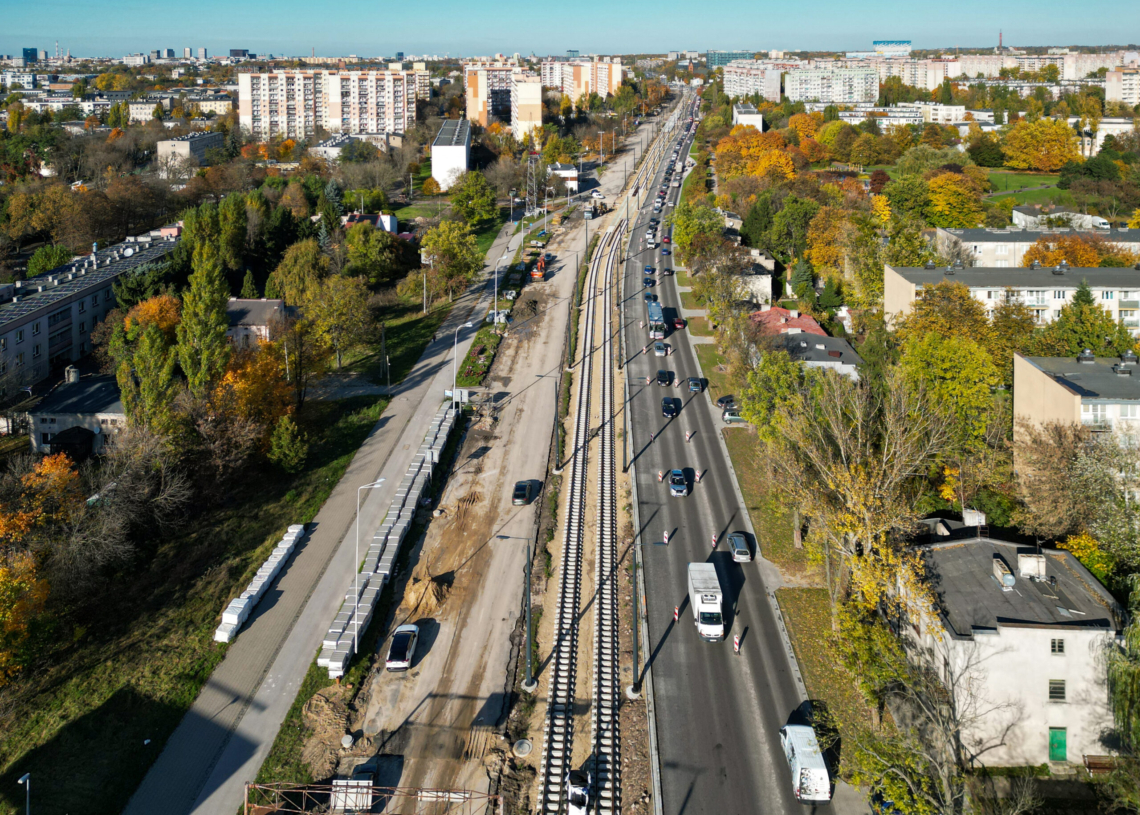 Do końca tygodnia ma zostać sfrezowany stary asfalt na al. Śmigłego-Rydza