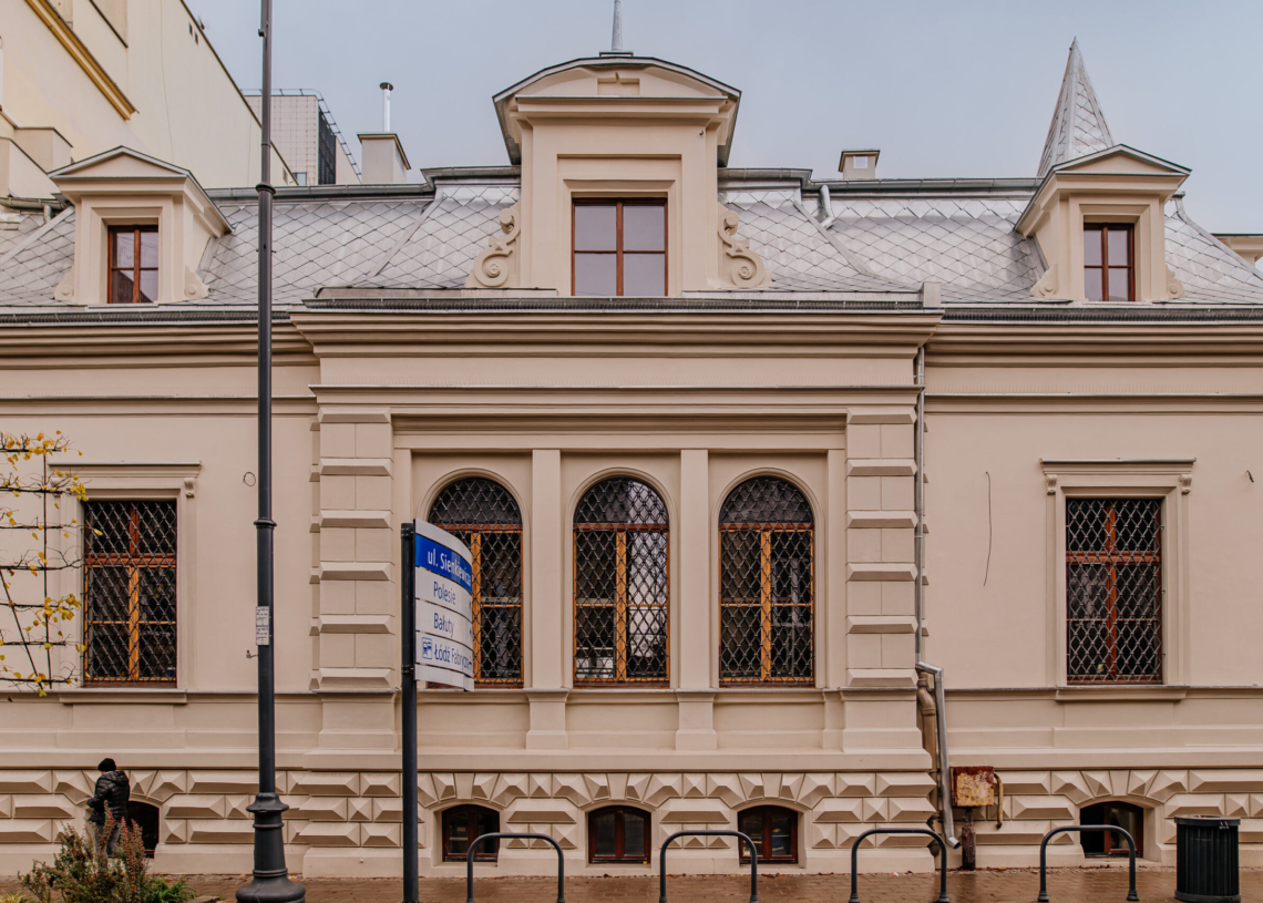 Rewitalizacja dawnego milicyjnego kasyna przy ul. Sienkiewicza ma się zakończyć w tym roku
