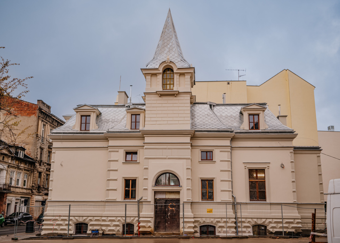Rewitalizacja dawnego milicyjnego kasyna przy ul. Sienkiewicza ma się zakończyć w tym roku