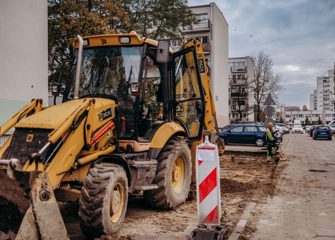 W listopadzie zakończy się budowa zielonego parkingu na ul. Harcerzy Zatorowców