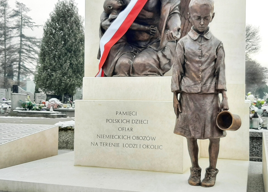 Odsłonięto Pomnik Pamięci Dzieci Polskich [ZDJĘCIA + WIDEO]