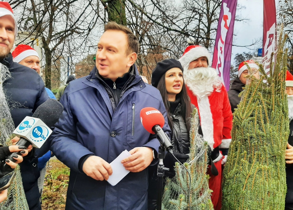 Ponad 200 bezpłatnych choinek dla łodzian od Lewicy