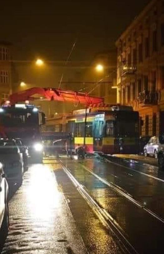 Zatrzymanie ruchu tramwajowego na Gdańskiej na 3 godziny. Linia 15 kursowała na Karolew 1 Zatrzymanie ruchu tramwajowego na Gdańskiej