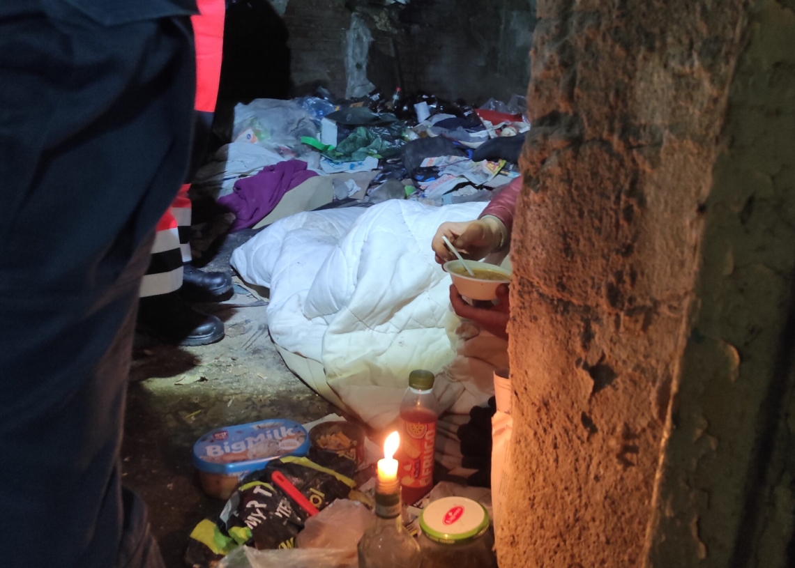 Nocny Patrol niesie pomoc osobom w kryzysie bezdomności [ZDJĘCIA]